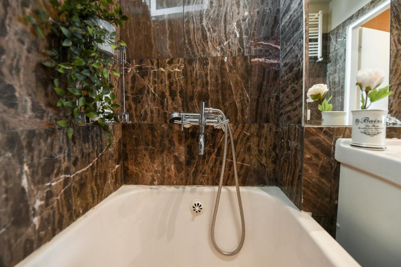New - Elegant Duplex With Amazing View & Balcony - Homey Residence Bucureşti Eksteriør bilde