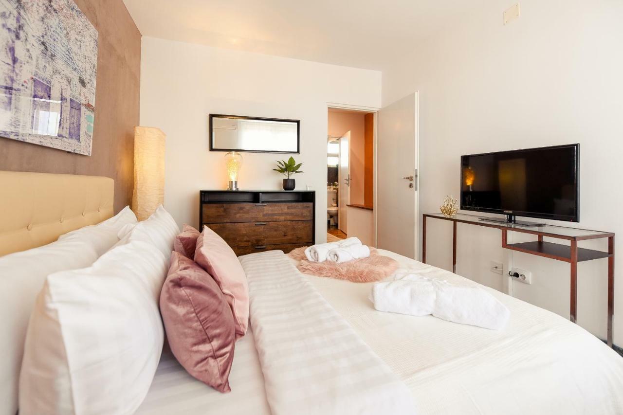 New - Elegant Duplex With Amazing View & Balcony - Homey Residence Bucureşti Eksteriør bilde